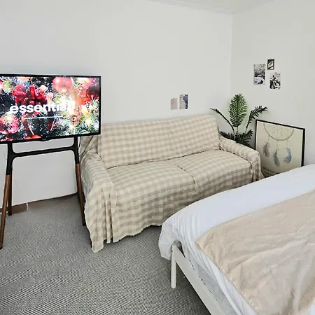 Hotel Mh House