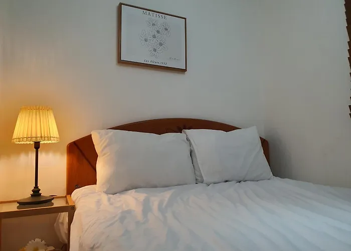 Mh House 4*
